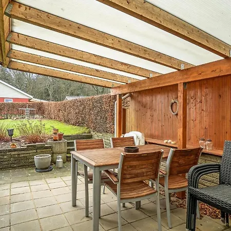 3 Bedroom Lovely In Bjert *